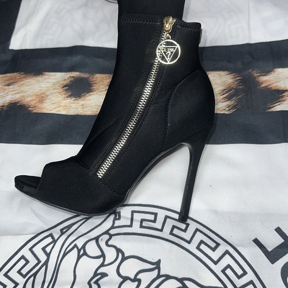 Guess open toe boots - Picture 3 of 4